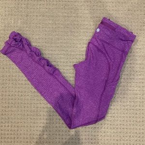 ♦️ Lululemon purple leggings